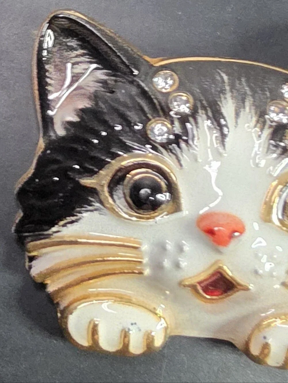 Unbranded Black & White Cat Face Brooch - Cute Enamel Pin